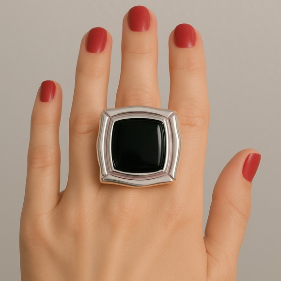 Elle Sterling Silver Onyx Ring 🔥EXCELLENT Condition Size 7 - Picture 1 of 5